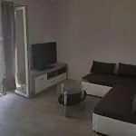 By The Sea Banjol, Rab - 23210 Apartament *