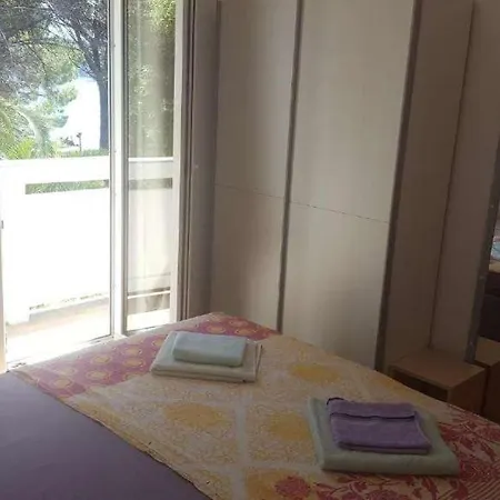 Apartment By The Sea Banjol, Rab - 23210 Rab Town